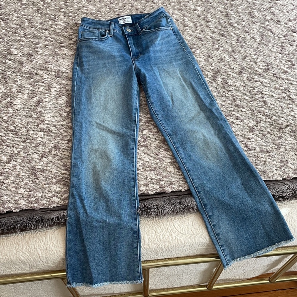 Super High Rise Flare Crop Jeans!